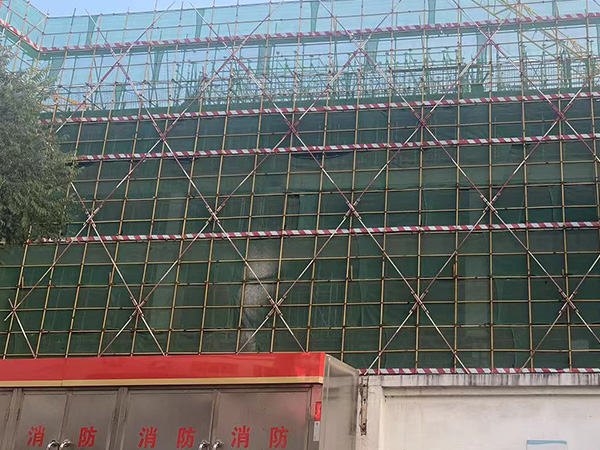 沈阳脚手架出租厂家谈谈关于脚手架立面防护和水平防护的安全准则 沈阳脚手架出租厂家谈谈关于脚手架立面防护和水平防护的安全准则